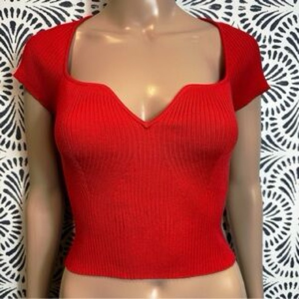 H&M Red Ribbed Notch-Neck Crop Top M - Picture 3 of 7